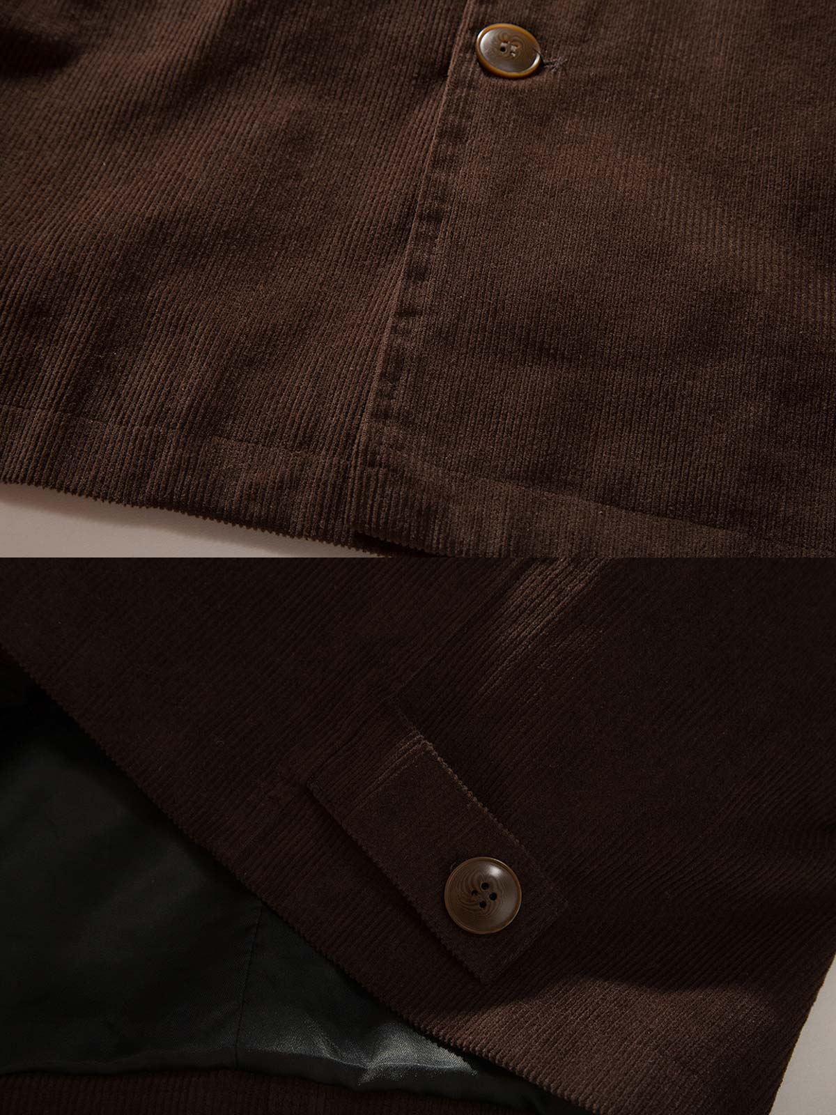 製品画像
「テーラードカラー シングルブレスト ワークジャケットの正面全体図。クラシックなテーラードカラーとシンプルなシングルブレストデザインを融合し、高密度ツイルコットン素材を使用した耐久性と快適さを兼ね備えた一着。深みのあるブラウンカラーがヴィンテージ感を引き立て、カジュアルからフォーマルまで幅広いスタイルに対応。」
詳細画像
「テーラードカラー シングルブレスト ワークジャケットのディテール特写。非対称のフラップポケットが視覚的なアクセントとなり、日常の収納ニーズにも対応。高密度ツイルコットン素材がもたらす柔らかな肌触りと深みのあるブラウンカラーが特徴的で、丁寧な縫製が品質の高さを示している。」