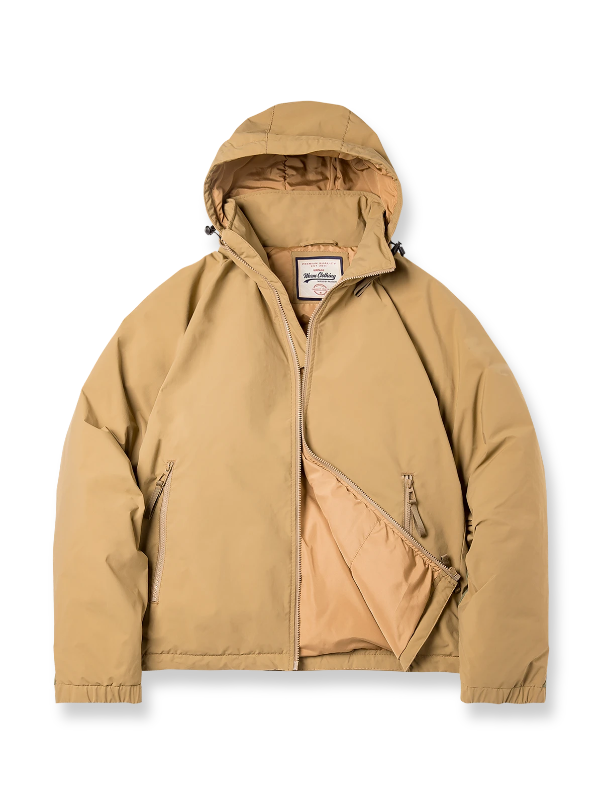 製品画像
ECWCS L7にインスパイアされた軽量で暖かいフード付きダウンジャケット。高密度のナイロン生地と90%の高品質ホワイトダックダウンを使用し、冬の厳しい寒さにも対応する優れた保温性を提供。
詳細画像
マットな光沢のナイロン生地、取り外し可能な防風フード、裾のエラスティックドローコードが実用性を高め、寒風を防ぎます。多層構造でダウンの膨らみを保ちつつ、優れた保温性を発揮します。シンプルでスリムなラインが特徴。