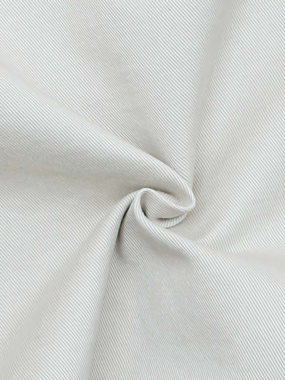 ショーツのポケットとウエスト部分の詳細特写