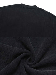 Tシャツの手書き風ロゴプリントのディテール