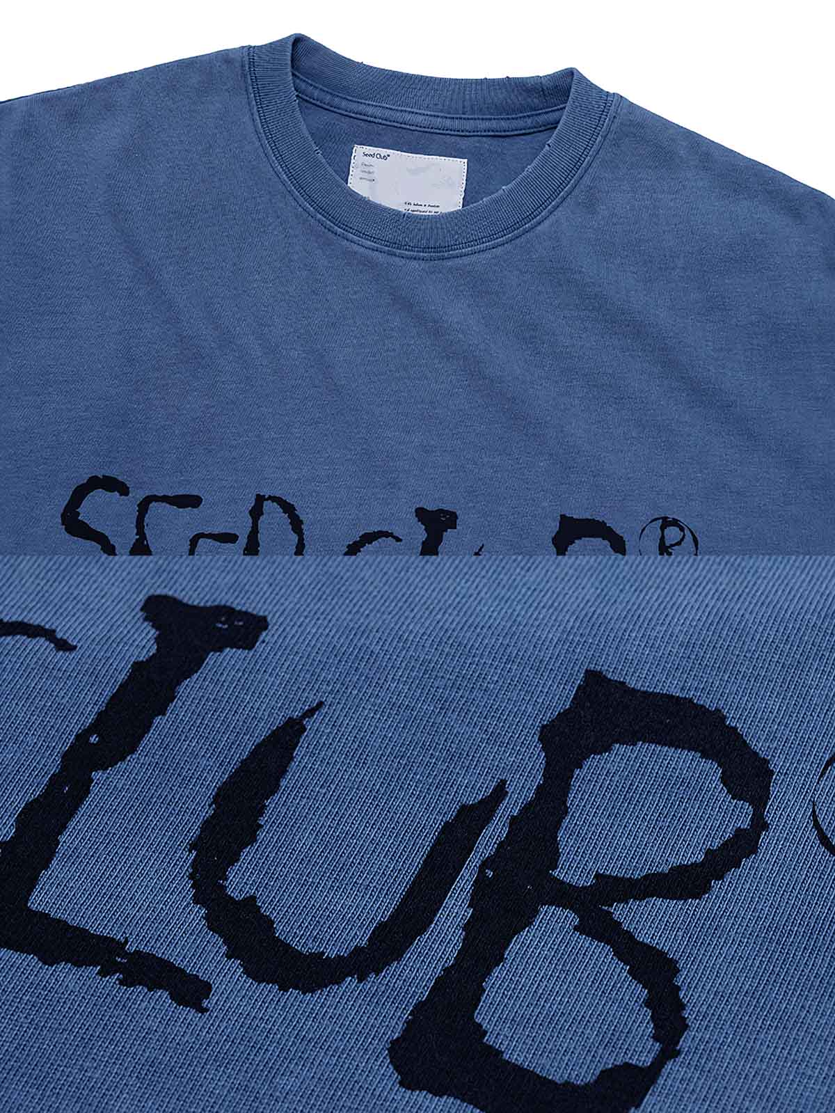 Tシャツの手書き風ロゴプリントのディテール