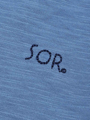 定番スラブコットン ヴィンテージ ヘンリーネック Tシャツの詳細、ボタンと生地のテクスチャーを含む