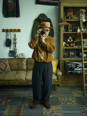 モデルが着用した竹葉柄配色プルオーバー長袖シャツの全身像