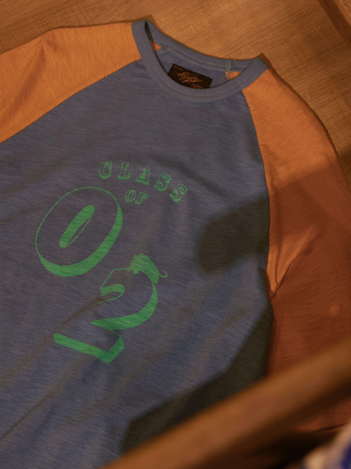 ヴィンテージラグランスリーブ配色半袖Tシャツの織りのディテール