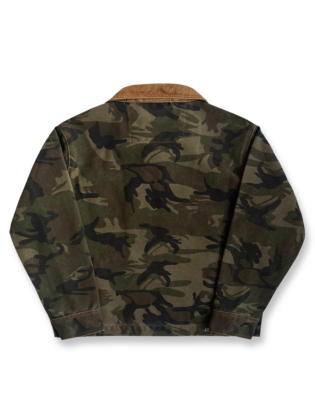 製品画像
「カモフラージュ柄とパッチワークデザインを組み合わせたクラシックなデトロイトジャケット。コットン100%の耐久性と快適性を兼ね備えたキャンバス生地で、ワークウェアスタイルにモダンなエッセンスをプラス。」
詳細画像
「胸ポケットやカモフラージュ柄のパッチワークディテールが施されたコットン100%キャンバス生地のクローズアップ画像。開襟デザインとジッパー仕様が実用性とデザイン性を高めている。」