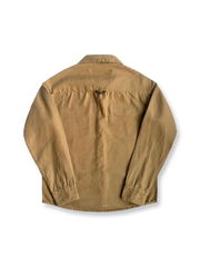 製品画像
「耐久性の高い厚手のキャンバス素材とウォッシュ加工が特徴のワークシャツ全体イメージ。クラシックなダブル胸ポケットとヴィンテージ感あふれるデザインが魅力。」
詳細画像
「左右対称のダブル胸ポケットとウォッシュ加工が施されたキャンバス生地のディテールクローズアップ。ラウンドヘムデザインで立体感を演出。」