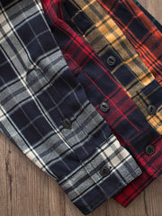 製品画像
「ヴィンテージ加工を施したチェック柄厚手シャツ全体のイメージ。クラシックなアメカジデザインと300gのTR混紡生地が特徴で、5色展開の豊富な選択肢を提供。」
詳細画像
「ツーポケットディテールとヴィンテージ加工チェック柄が施されたTR混紡生地のクローズアップ。滑らかな触感とフランネルのような暖かさを備えた300gの厚手素材。」