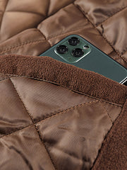 製品画像: コブラ刺繍ウール空軍ベースボールジャケットの全体画像、ヴィンテージミリタリースタイルとタオル刺繍デザインが特徴
詳細画像: 胸元の「K」タオル刺繍とコブラ刺繍のディテール、ミリタリースタイルの象徴