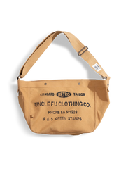 英字 キャンバス ショルダーバッグ