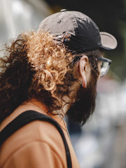 刺繍入りナイロンマウンテンキャップ