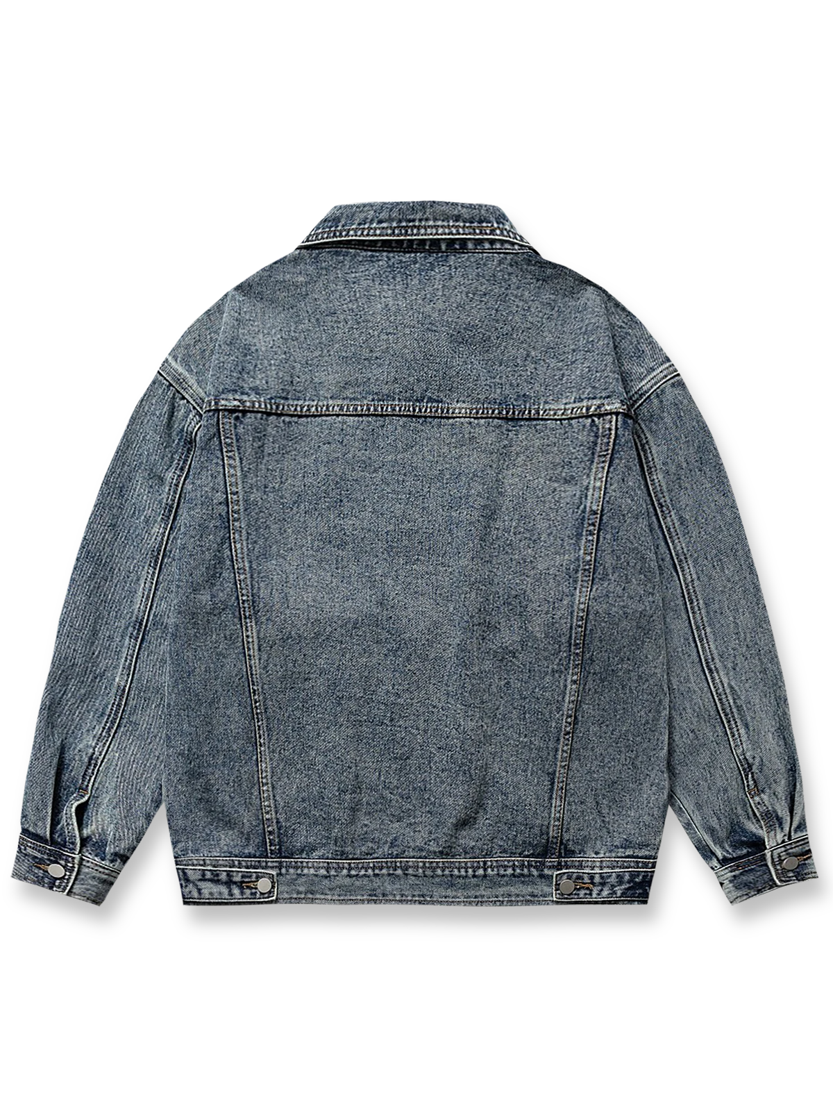 製品画像
「ライトニングモチーフ刺繍 ヴィンテージ デニムジャケットの正面全体図。1970年代のクラシックなデニムジャケットデザインをベースに、現代的な刺繍ディテールを加えた一着。高品質12.5ozデニム素材と特殊なウォッシュ加工が、自然な色落ちとヴィンテージ感を演出。ルーズフィットとドロップショルダーのシルエットでコーディネート自由度が高い万能アイテム。」
詳細画像
「ライトニングモチーフ刺繍 ヴィンテージ デニムジャケットのディテール特写。胸元の多機能ポケットとヴィンテージ調のメタルボタンが、クラシックなデザイン性と実用性を両立。ライトニング刺繍が個性を引き立て、自然な色落ちのある高品質デニム素材が独特の風合いを提供。」