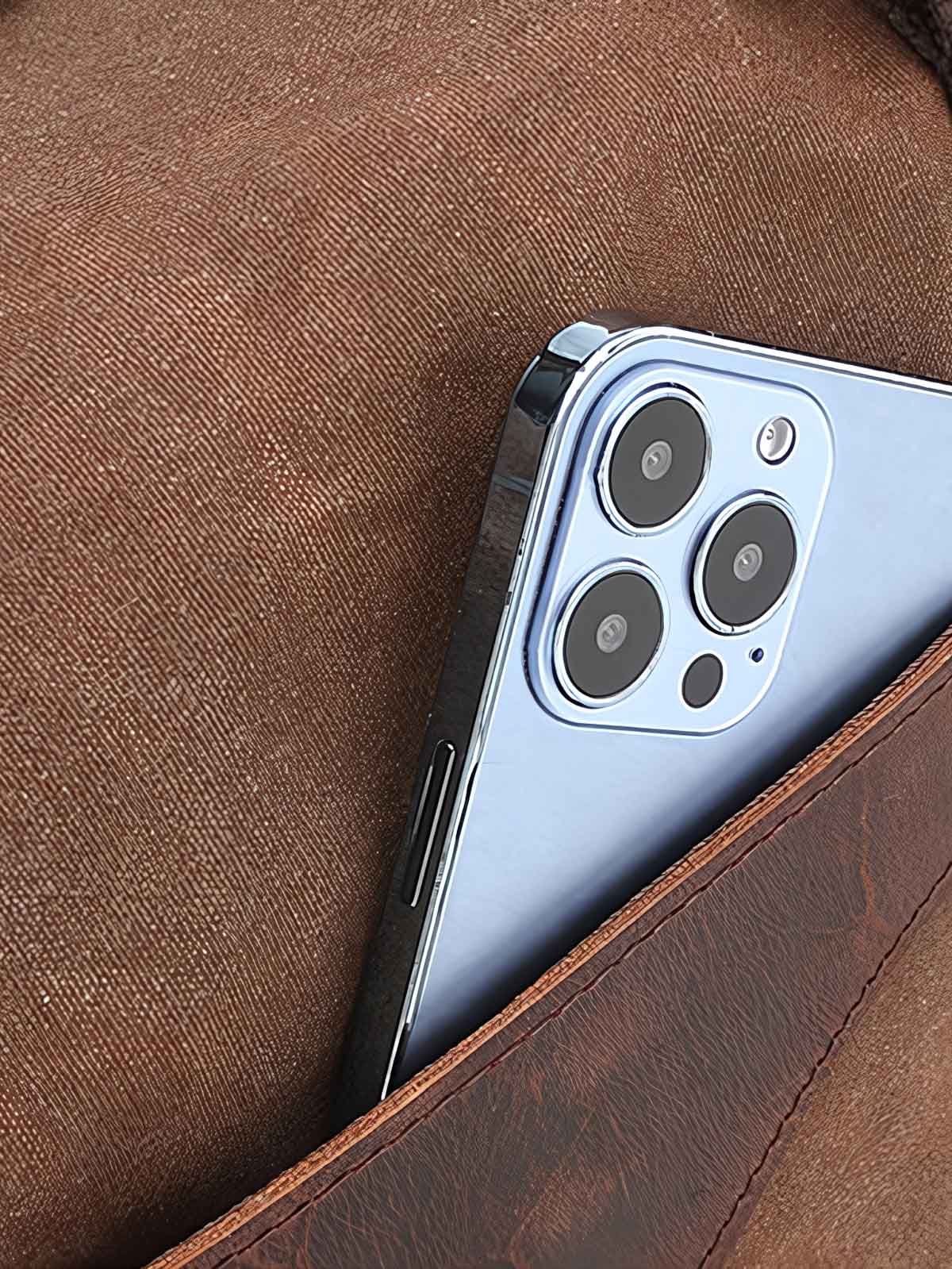 詳細画像: ダッフルバッグのディテールクローズアップ画像