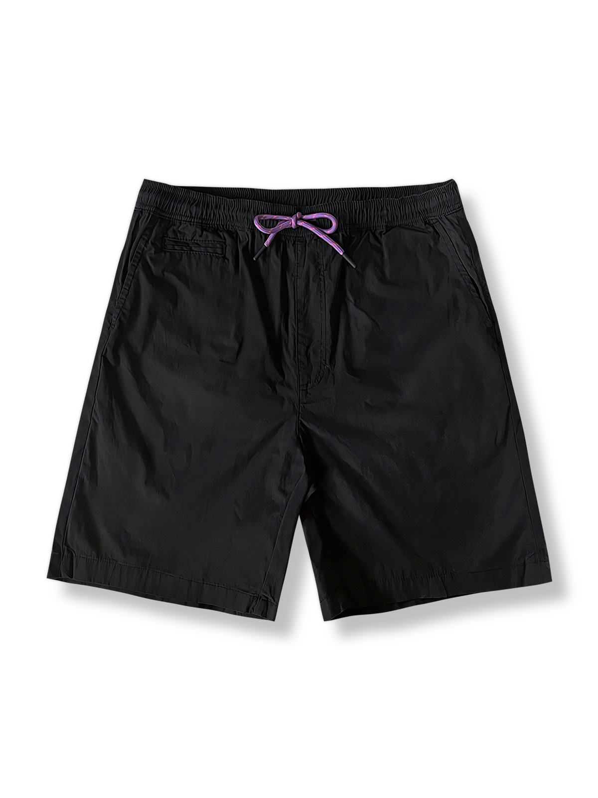 ブラックドローコードアウトドアショーツの正面全体像、ディテールデザインを展示。