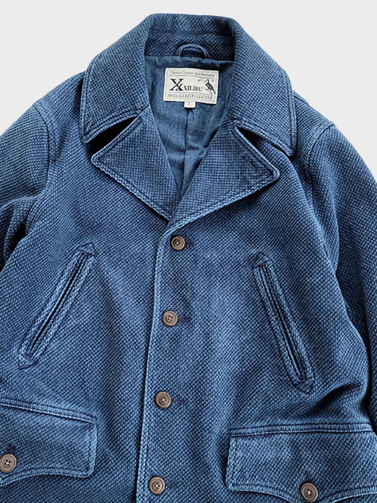 詳細画像: ジャケットの牛角ボタンと藍染め生地のディテール