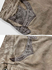 詳細画像: ヴィンテージ加工が施された五金工字ボタンとカウレザー補強のディテール