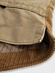 製品画像:ヴィンテージ感あふれるコーデュロイスリムフィットベストの正面
詳細画像:天然牛角ボタンとコーデュロイの水洗い加工による質感ディテール