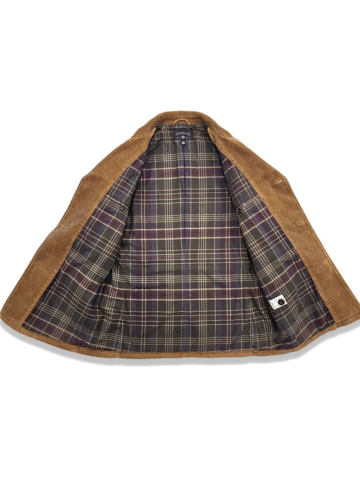 製品画像:アメリカンヴィンテージ風コーデュロイハンティングジャケットの正面展示。テーラードシルエットとコーデュロイ素材がエレガントでありながらタフな印象を演出。
詳細画像:天然のバッファローホーンボタンと英国風チェック柄裏地のディテール展示。クラシックな雰囲気と独特の質感が魅力。