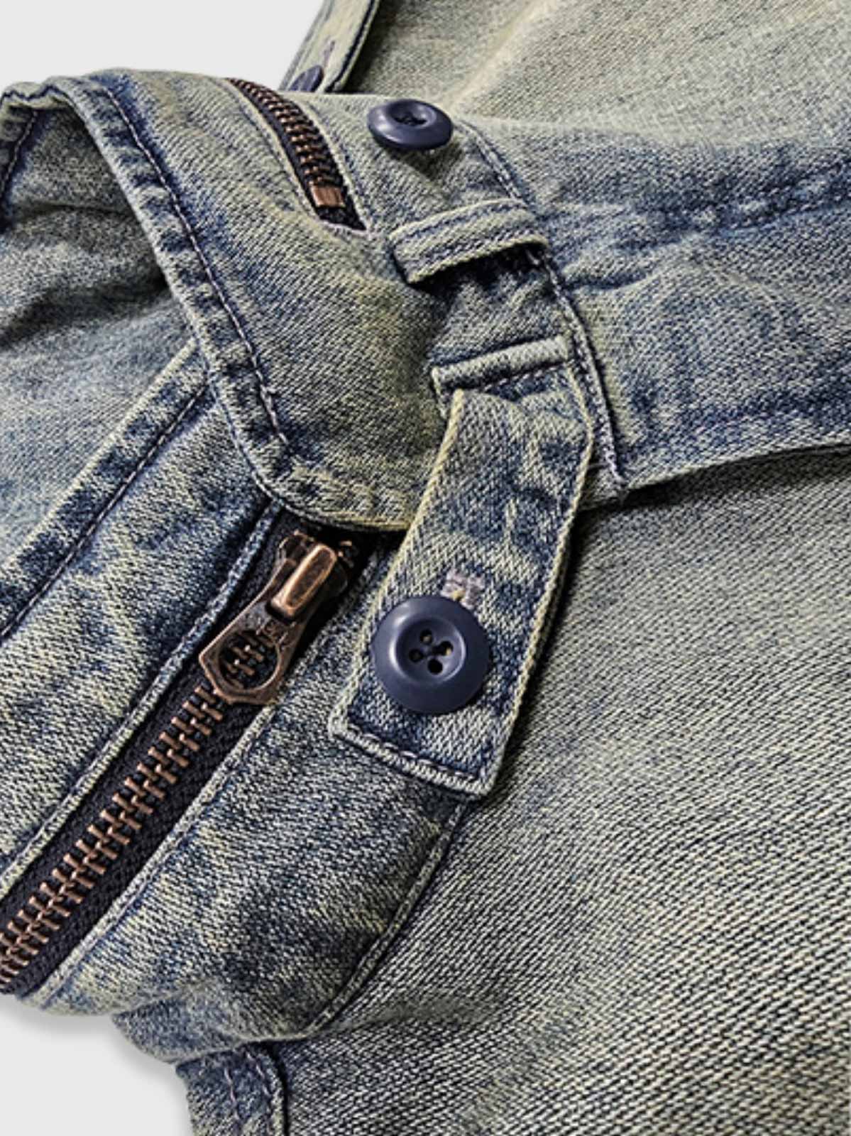 製品画像ALT代替テキスト
ヴィンテージアメリカンスタイルのM65ミリタリーフィールドデニムジャケット、タフな印象を与える多ポケットデザインと独特なウォッシュ加工が特徴。
詳細画像ALT代替テキスト
M65ミリタリーフィールドデニムジャケットのディテール、ウォッシュ加工で個性的な風合いを表現したポケット配置。