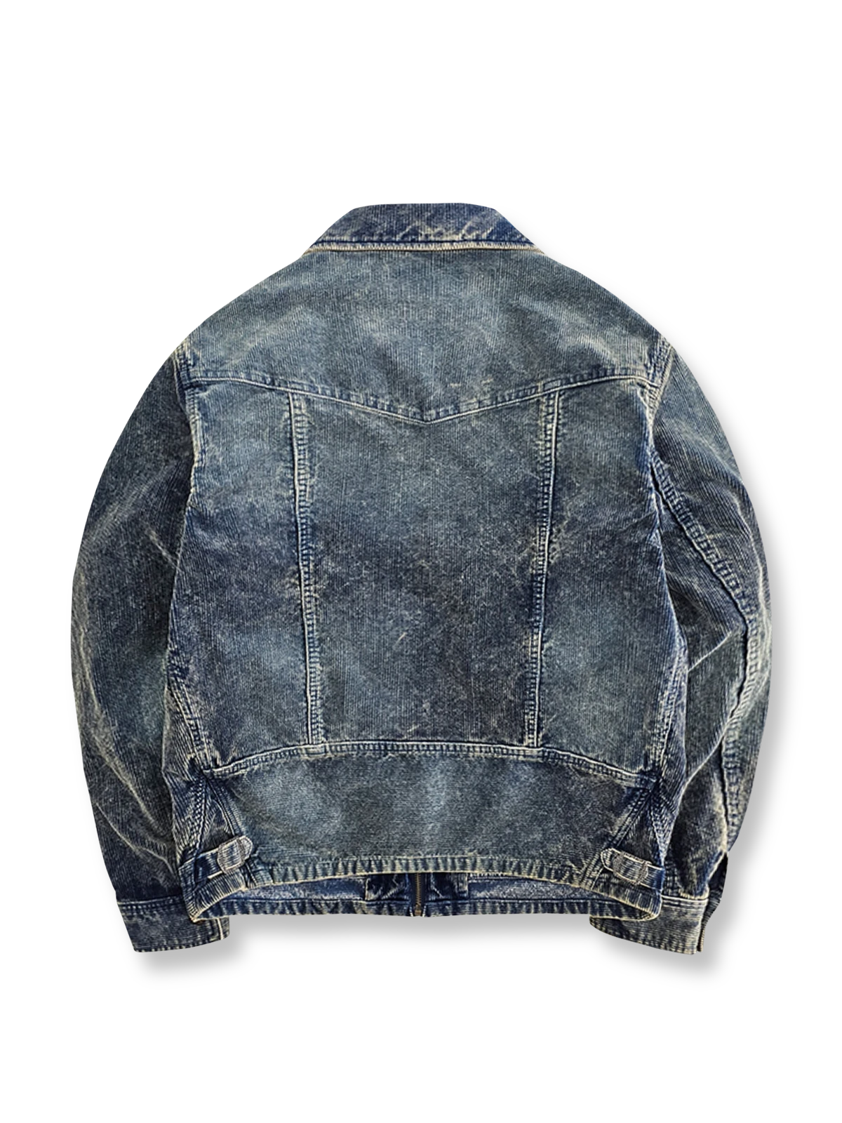 製品画像
タイダイ加工とヴィンテージ加工が特徴の多ポケット ワークジャケットの正面全体画像。100%コットン素材とショート丈デザインが際立つ個性的な一着。
詳細画像
YKK製の真鍮ジッパーとアンティーク調スナップボタン、多ポケットデザイン、そしてタイダイ加工の独特な風合いをクローズアップした画像。高級感とヴィンテージ感が融合したディテール。