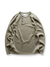 ヘンリーネック長袖Tシャツ