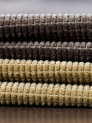 8ウェールコーデュロイの生地テクスチャー特写