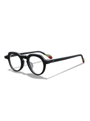 メガネのキーホールブリッジとカラフルテンプルのディテール特写