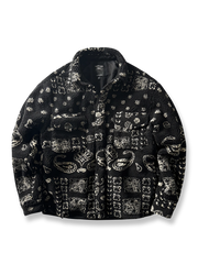 製品画像: ヴィンテージトライバルパターン シープボアシャツの正面画像、トライバルパターンが際立つデザイン。
詳細画像: シープボア素材とトライバルパターンのディテール画像、ヴィンテージ感を強調。