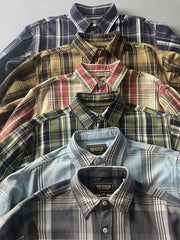 製品画像:
レトロスタイル ドーパミンカラー 厚手 チェック柄シャツ 全体画像、ヴィンテージ風デザイン、秋冬向け
詳細画像:
ドーパミンカラー チェック柄 シャツのディテール、コットン100%素材の質感、厚手の生地