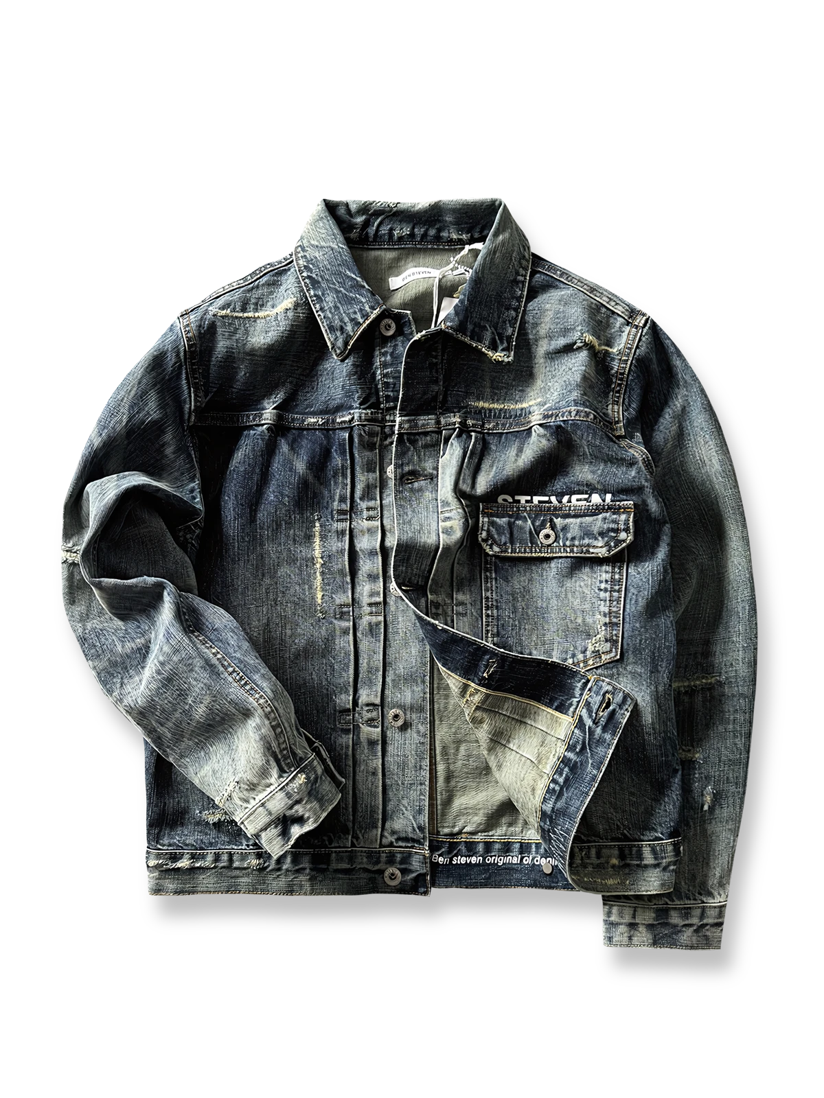 製品画像: ヴィンテージ感あふれるウォッシュ・ダメージ加工セルビッジデニムジャケット全体画像
詳細画像: セルビッジディテールとダメージ加工のアップ、ヘビーウェイトデニム