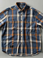 ヴィンテージ風重厚なチェック柄長袖シャツ全体画像、厚手コットン素材とクラシックなデザイン
詳細画像:
チェック柄デザインと胸の二つポケットディテール、ヴィンテージ感あるデザイン