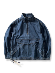 製品画像: アメリカンヴィンテージスタイルのスタンドカラーデニムジャケットの全体画像、ヘビーウェイトでタフなデザイン。
詳細画像: デニムジャケットのウォッシュ加工ディテール画像、ヴィンテージ感を強調。