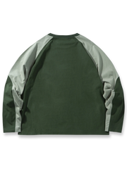 製品画像
「バイカラーパッチワーク クルーネックTシャツの正面全体図。ストリートとレトロスポーツを融合したデザインが特徴で、大胆なバイカラーパッチワークとクラシックなクルーネックの組み合わせが印象的。柔らかいコットン素材を使用し、通気性と耐久性を備えたトレンドアイテム。」
詳細画像
「バイカラーパッチワーク クルーネックTシャツのディテール特写。流れるようなパッチワークラインが視覚的な奥行きと立体感を演出し、高品質コットン素材の柔らかな肌触りと耐久性を強調。ファッション性と実用性を兼ね備えたデザイン。」