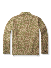 迷彩柄が目を惹く、ミリタリージャケット