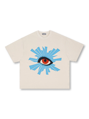 「万物を見通す目」グラフィックを配したブラックTシャツの前面