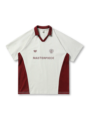 落ち着いた配色や大胆な切り替えデザインが映える機能性Tシャツ、ラグランスリーブ風のパターンが特徴