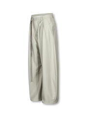 クリーンフィットカーブドスラックス正面全体