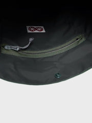 軽量ナイロンカーキトートバッグ