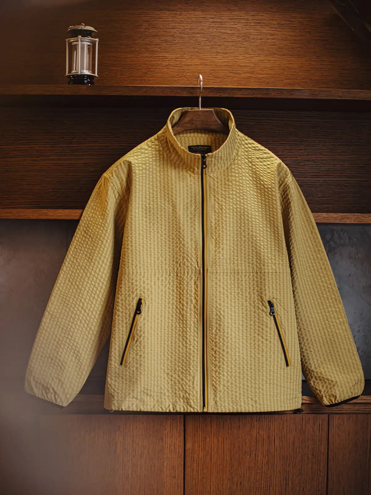 マウンテンテクスチャジャケットの正面