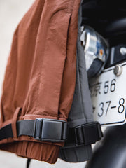 速乾 タクティカルバックルパンツ