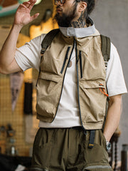 フード付き ナイロンベスト