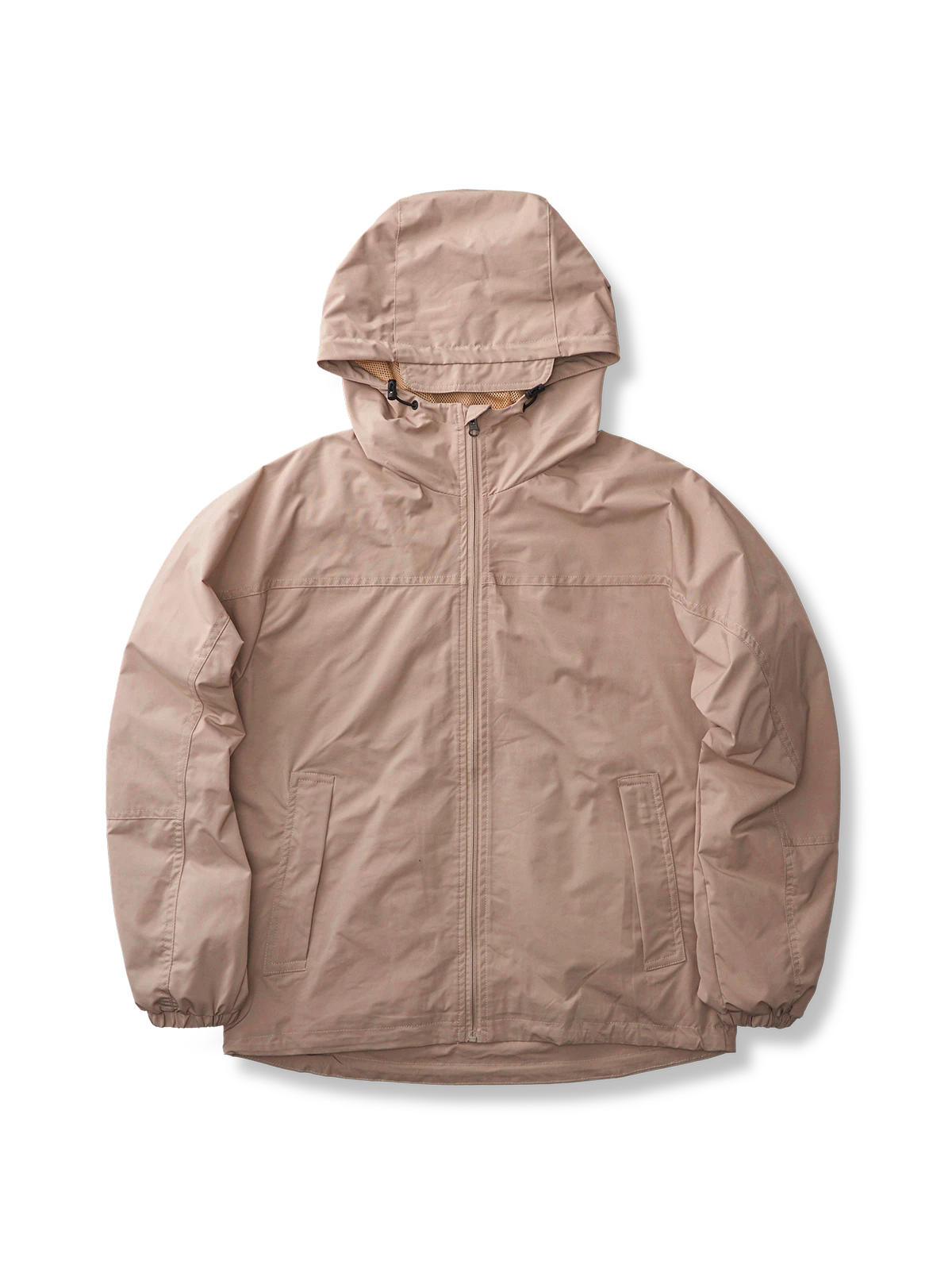 メッシュ裏地付きの防風防水ジャケット。