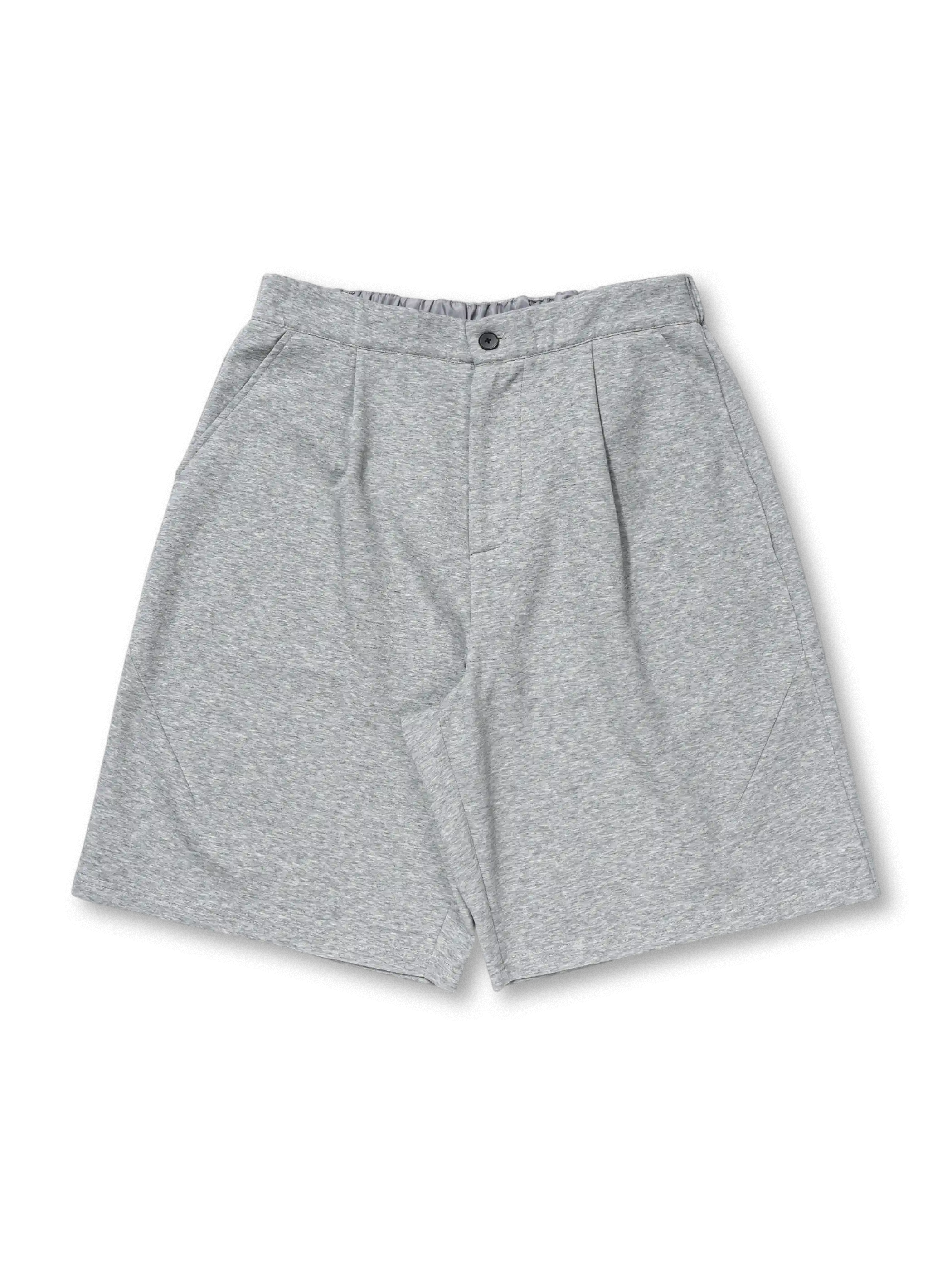 軽量で通気性に優れたエアーコットン素材のショーツ。ウエストはゴムとドローコードで調整可能。多機能ポケット付きでアウトドアやタウンユースに最適。