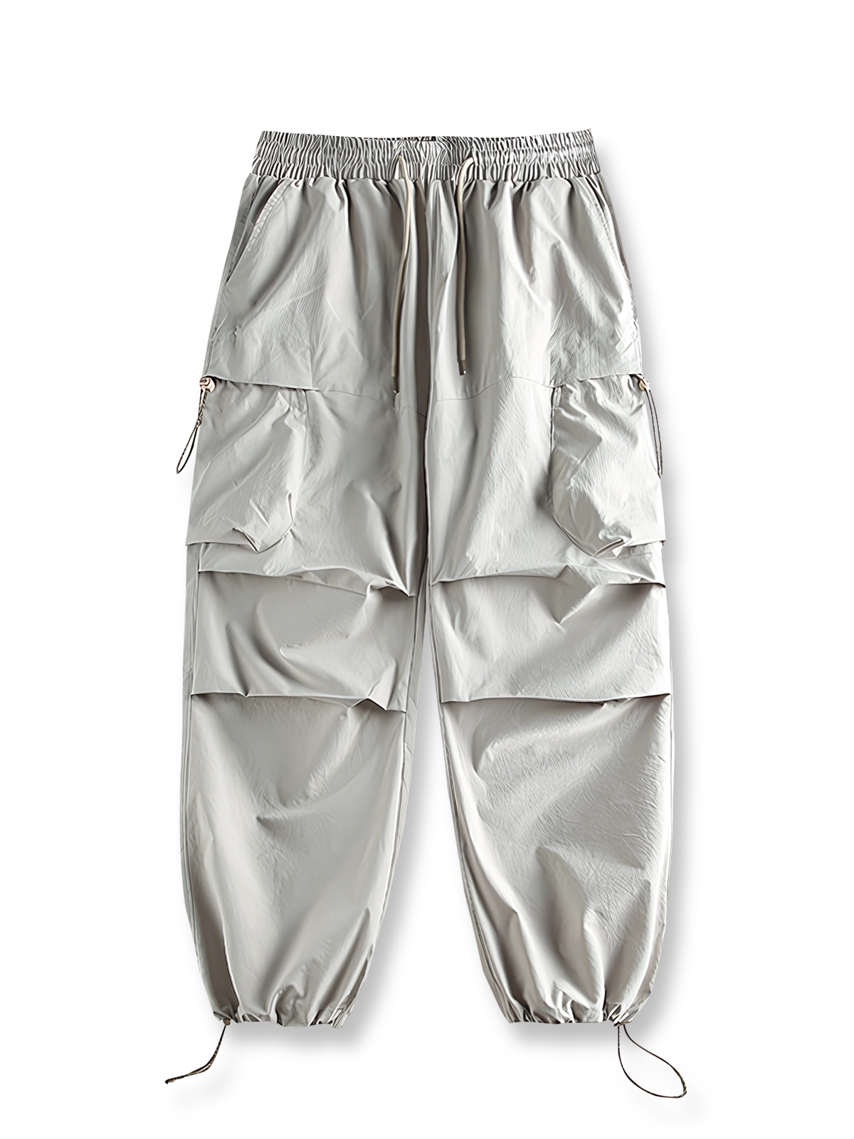 空挺兵風のデザインが特徴のドローストリング付きワークストレートパンツ