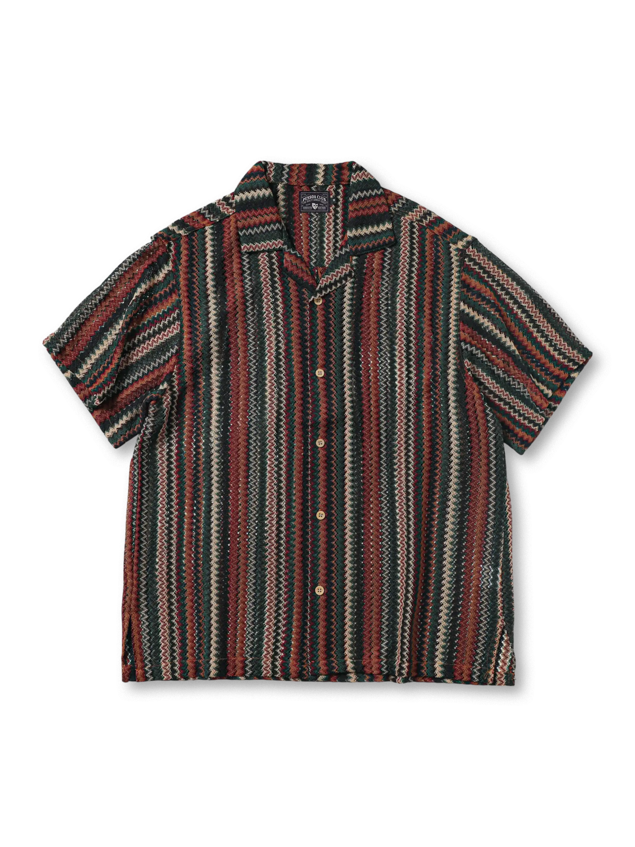 透かし編みジグザグストライプが映えるエアリ―オープンワークニットシャツの全体像。