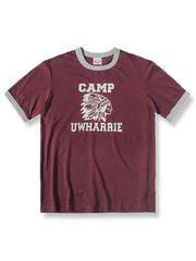 民族風グラフィックとブラックリブ襟が特徴のクルーネックTシャツ。