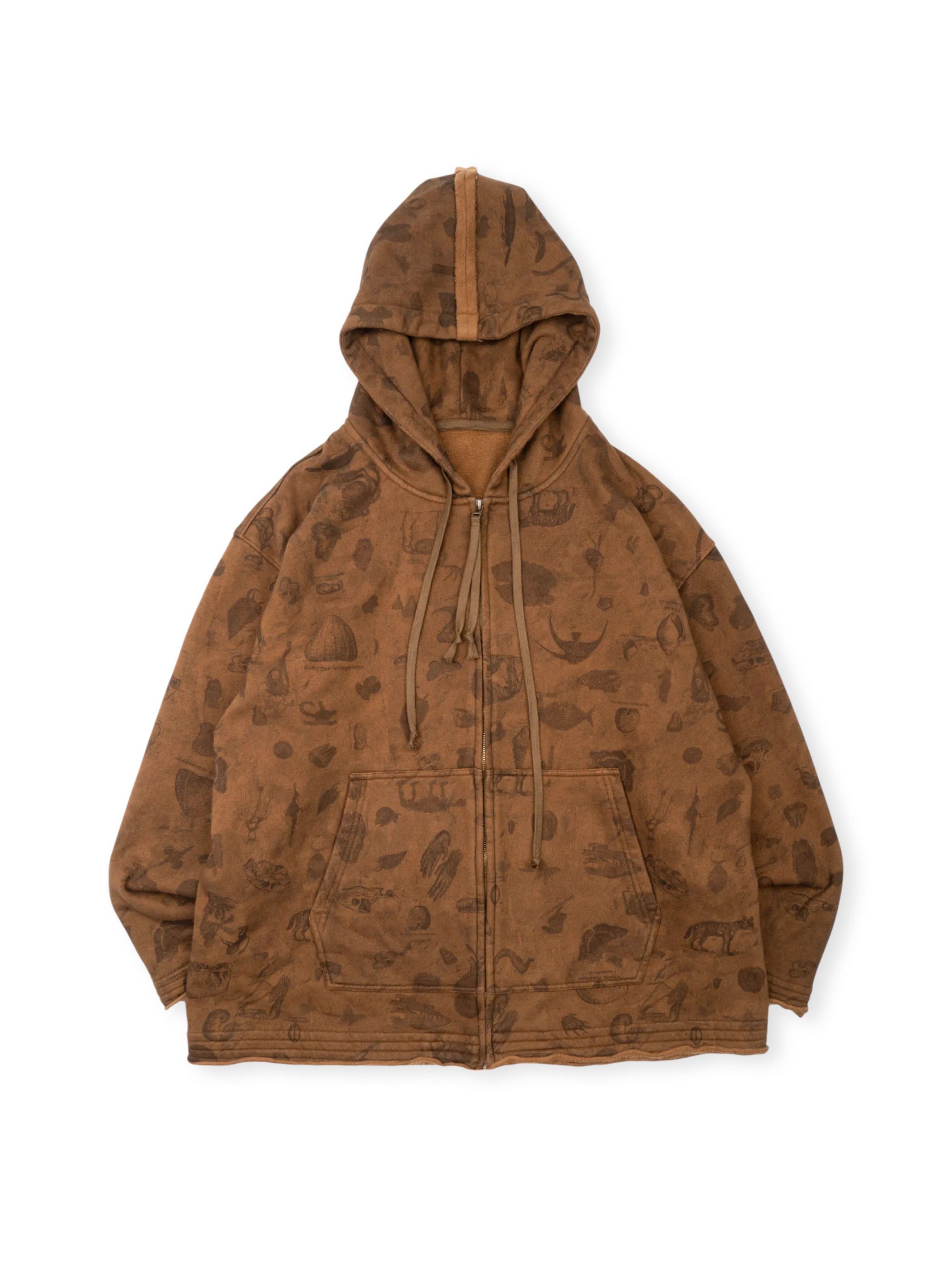 ヴィクトリア時代の銅版挿絵を再現したデジタルプリントフーディ。高重量コットン生地と牛角ボタンが特徴