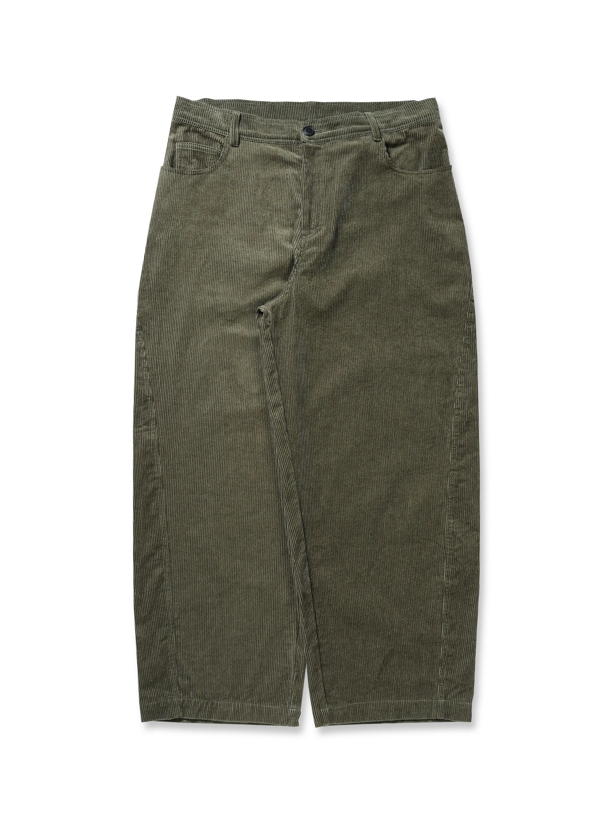 アーチ型カットデザインと柔らかい100%コットンコーデュロイ素材を使用したワイドストレートパンツ。収納力のある多ポケットと耐久性の高い縫製が特徴。