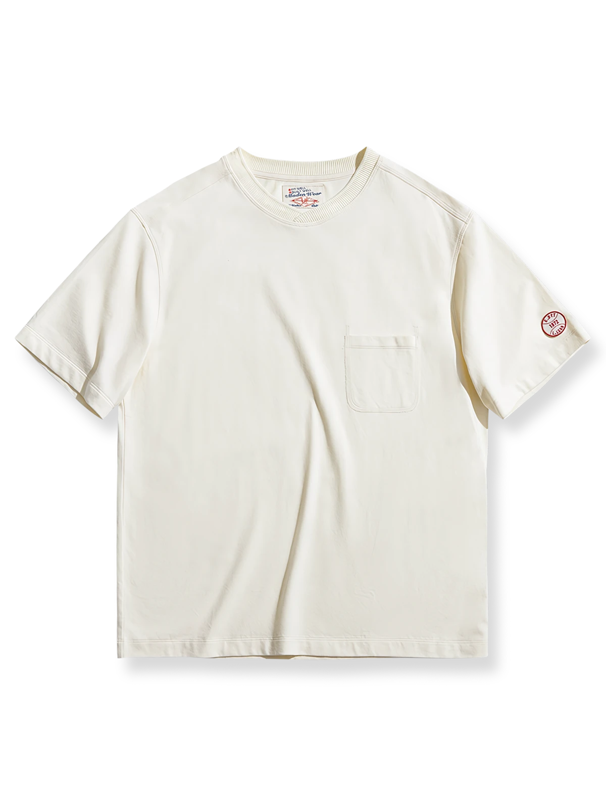 ベースボールカラーとポケット付きのリラックスフィット半袖スポーツTシャツ