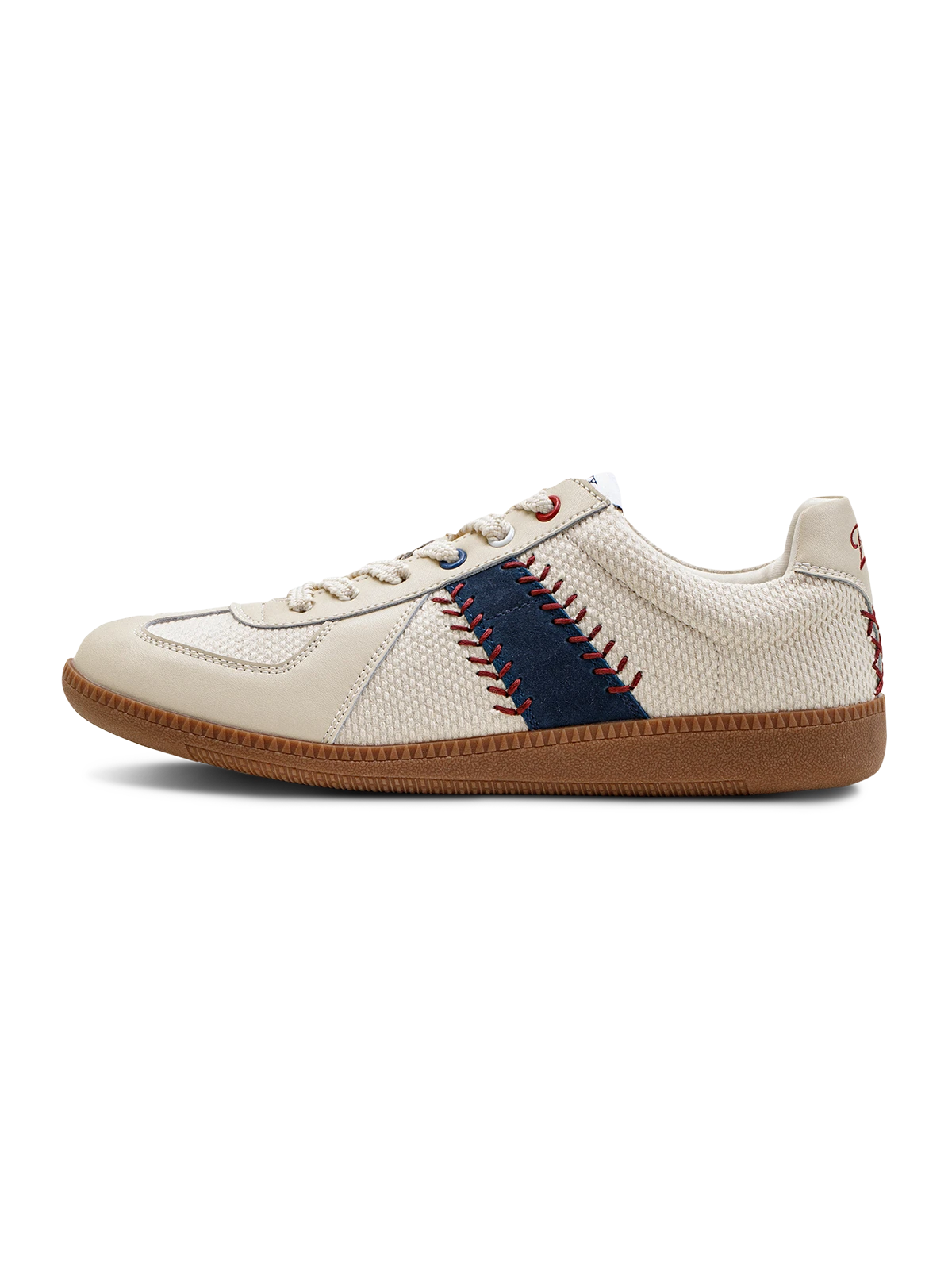 野球ボール配色と剣道着刺し子素材を使用した軽量ジャーマントレーナースニーカー