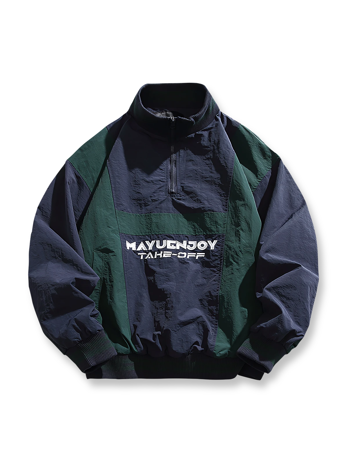 バイカラーパッチワークとハーフジップ仕様の軽量プルオーバージャケット